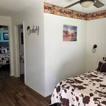 Horseshoe Riverside Lodge キャニオン・レイク エクステリア 写真