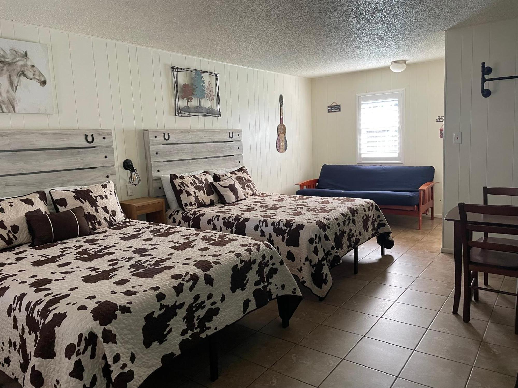 Horseshoe Riverside Lodge キャニオン・レイク エクステリア 写真